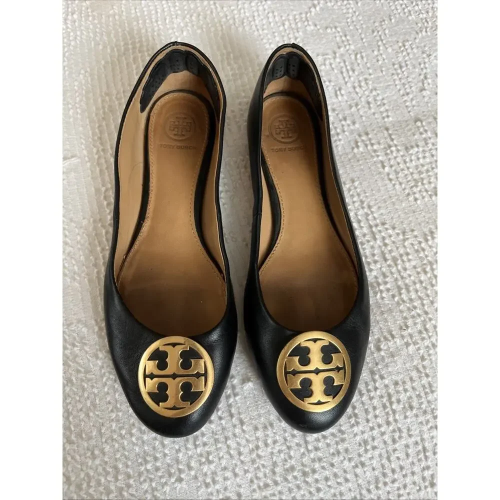 TORY BURCH Size 7 Black Benton Ballet Flat Nappa Leather Gold Emblem Slip On